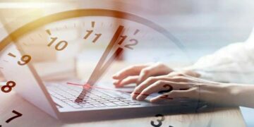 تعطیلی پنجشنبه‌ها قطعی شده است / از نظر مجمع فقط موضوع کاهش ساعات اداری محل ایراد است