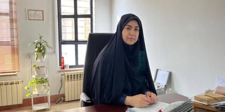 انتصاب بانوی اهل سنت به عنوان بخشدار اسالم؛ گامی در راستای سیاستهای تبعیضزدای دولت چهاردهم