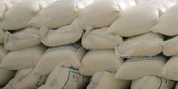 کشف 8 تن آرد خارج از شبکه در تالش 