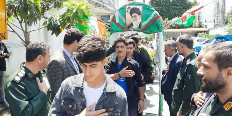 کاروان پیاده ۲۶ نفره از شهرستان تالش به مرقد مطهر حضرت امام خمینی (ره) اعزام گردید