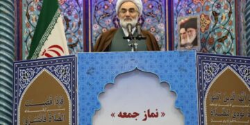 امام جمعه رشت: محیط زیست گیلان نیازمند توجه جدی مردم و مسئولان است