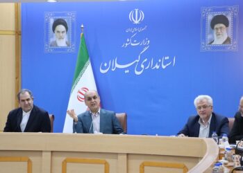 استاندار گیلان در جلسه شورای پدافند غیرعامل: برق مراکز درمانی گیلان قطع نمی‌شود / واکسیناسیون دام در سه مرحله اجرا خواهد شد