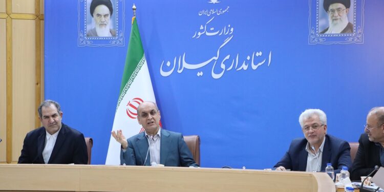 استاندار گیلان در جلسه شورای پدافند غیرعامل: برق مراکز درمانی گیلان قطع نمی‌شود / واکسیناسیون دام در سه مرحله اجرا خواهد شد