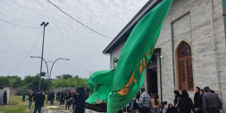 حضور نماینده مردم تالش، رضوانشهر و ماسال در اجتماع بزرگ عاشورایی مسجد امین‌السلطان غریبنده