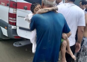 نجات جان پسربچه ۹ ساله تبریزی در ساحل روستای گتگسر توسط ناجیان غریق