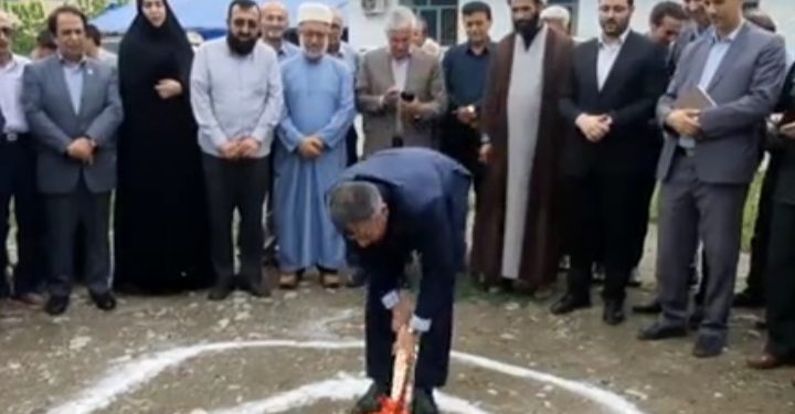 کلنگ احداث دبستان ۹ کلاسه غزالی ناو اسالم به زمین زده شد