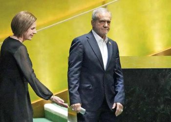 روزنامه هم میهن نوشت:قبل از برجام دقیقاً چه فرصتی داشتیم؟/ اگر امضا نمی‌شد ۱۰ سال زودتر در نقطه کنونی بودیم