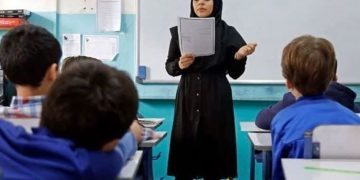 احکام رتبه بندی 200هزار معلم صادر شد